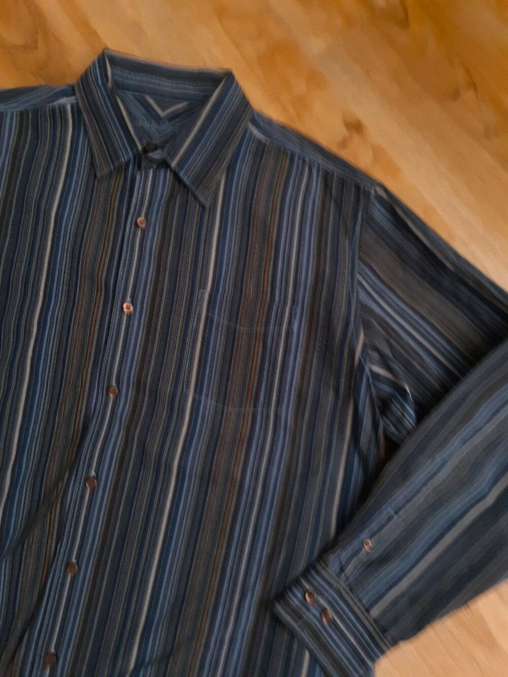 Tommy Bahama Button Down Collard Shirt Blue Multi Colored Stripes